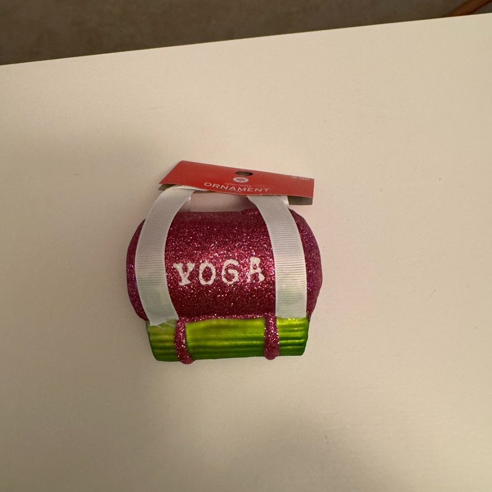 Specialty yoga mat ornament (glass)